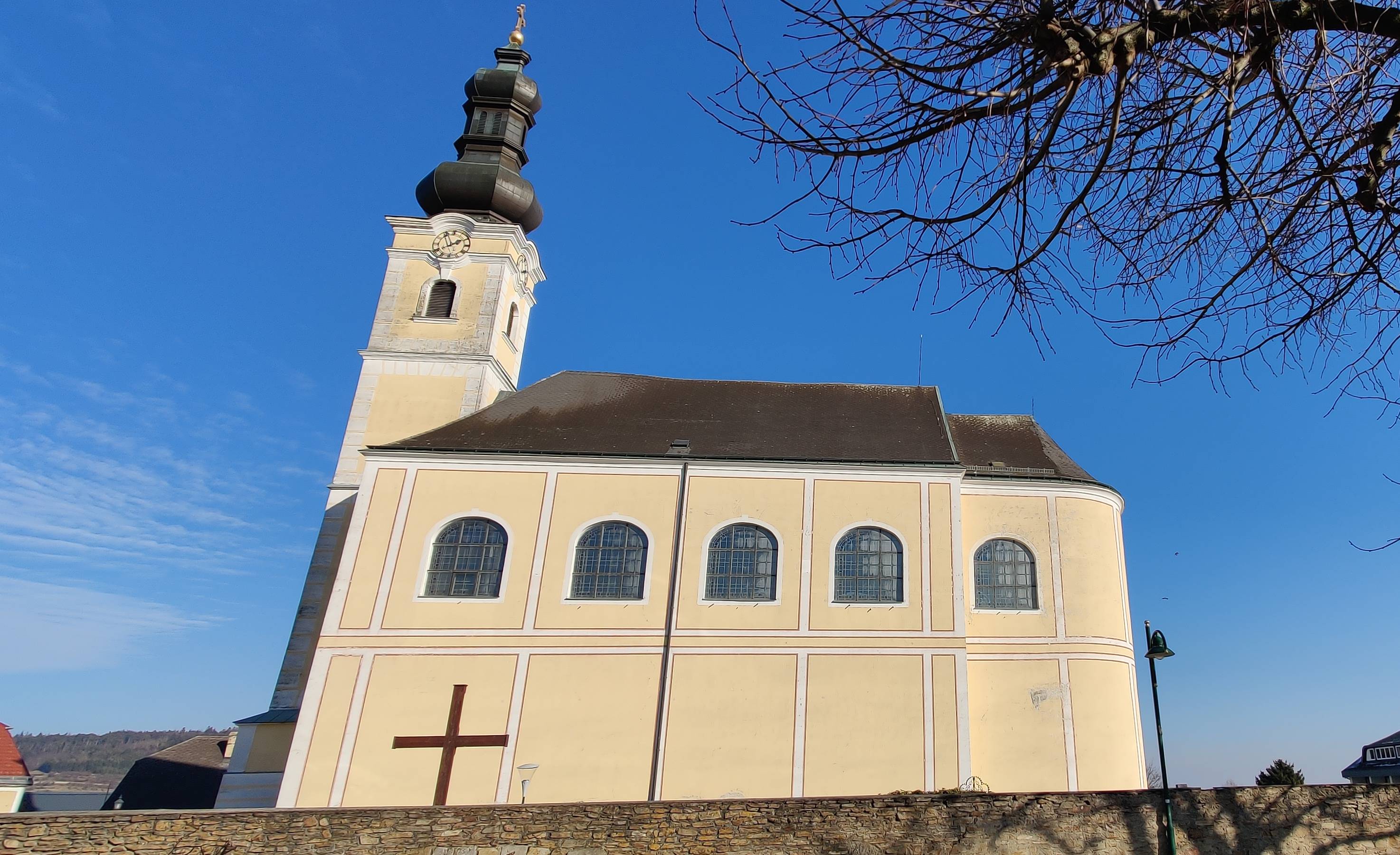 Kirche Karlstetten